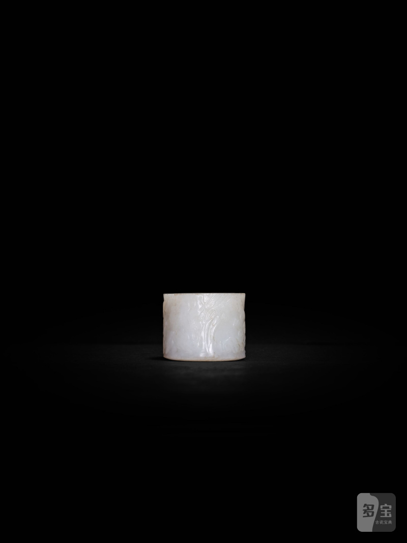 清　白玉春宮圖扳指 | A WHITE JADE 'EROTICA' THUMB RING - 图5